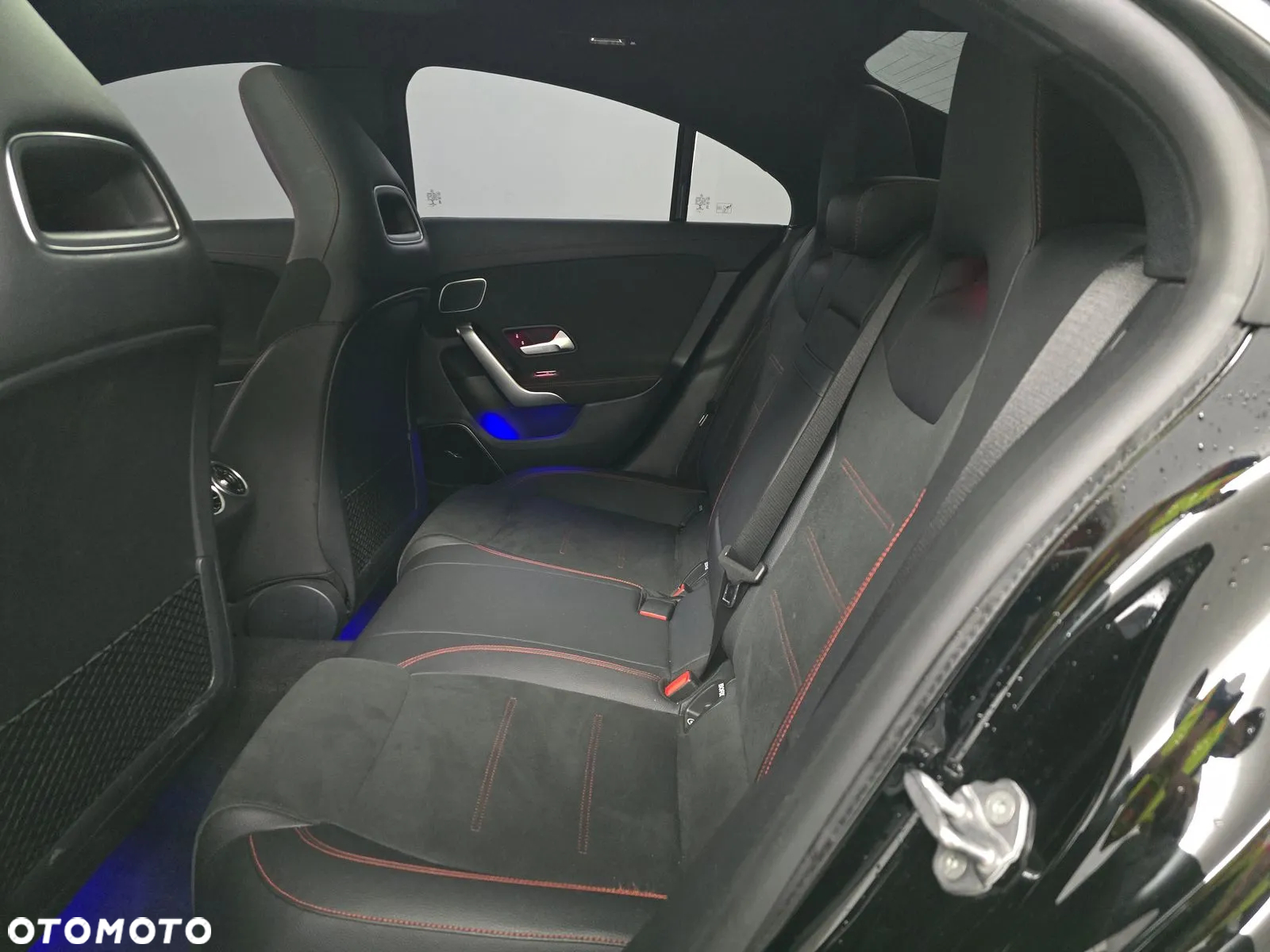 Mercedes-Benz CLA - 10