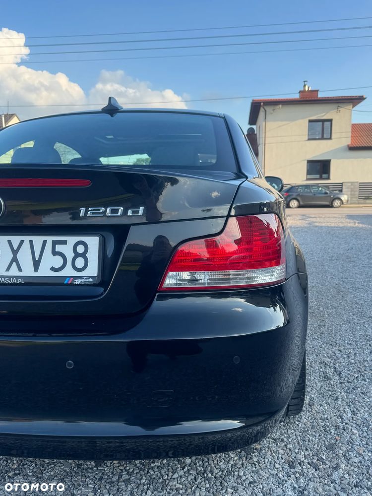 BMW Seria 1 120d DPF Edition Sport - 11