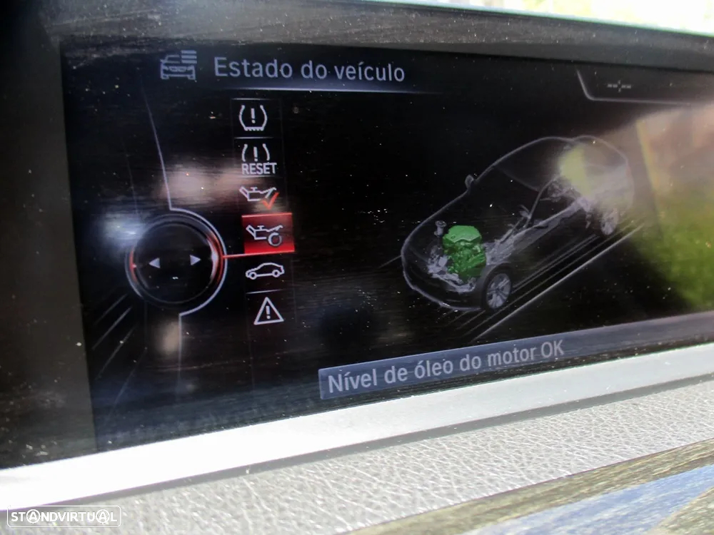 BMW 318 d Auto Exclusive - 24