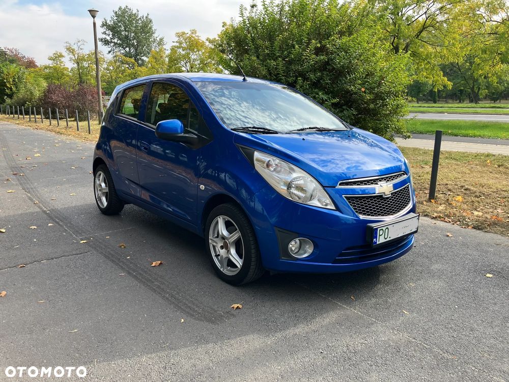 Chevrolet Spark 2012 photo 2