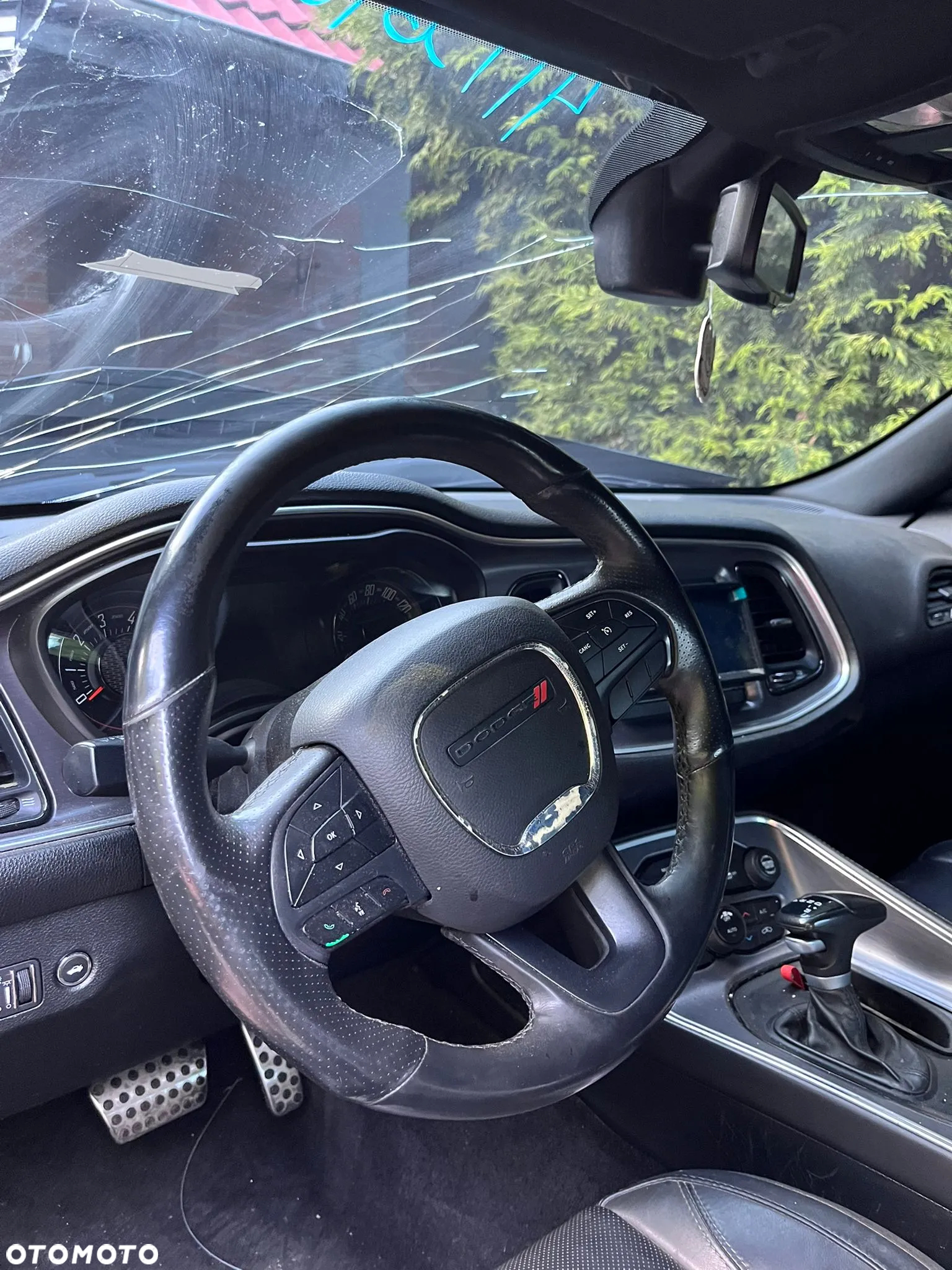 Dodge Challenger 3.6 SXT Plus - 11