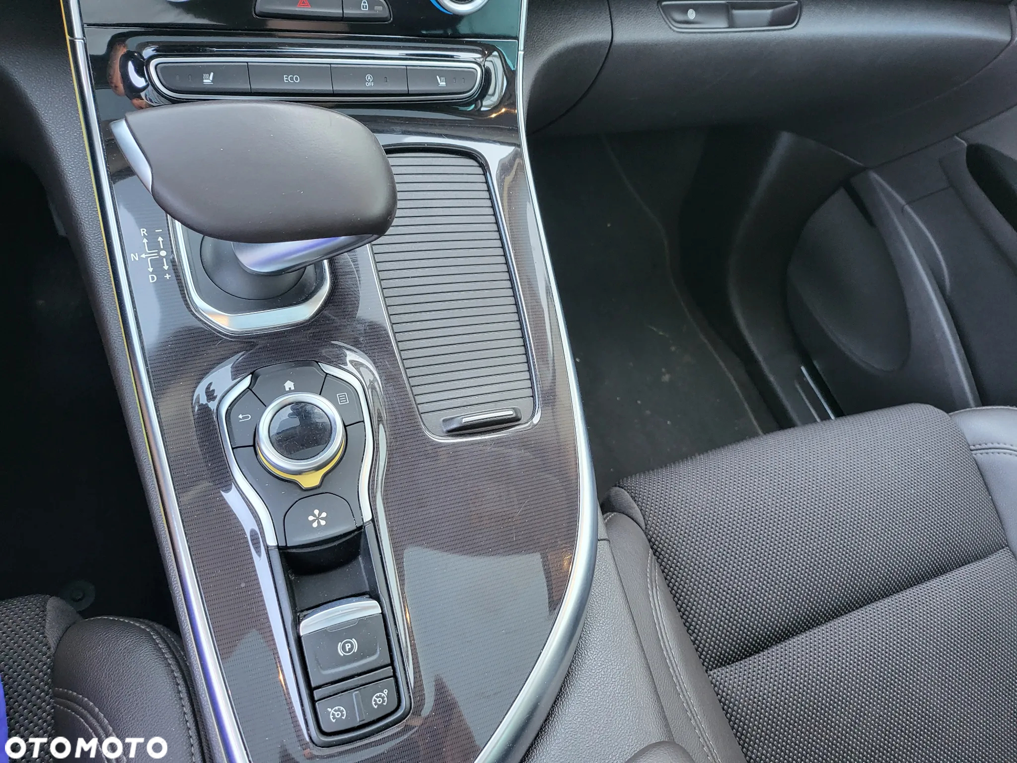 Renault Espace Energy dCi 160 EDC Intens - 28