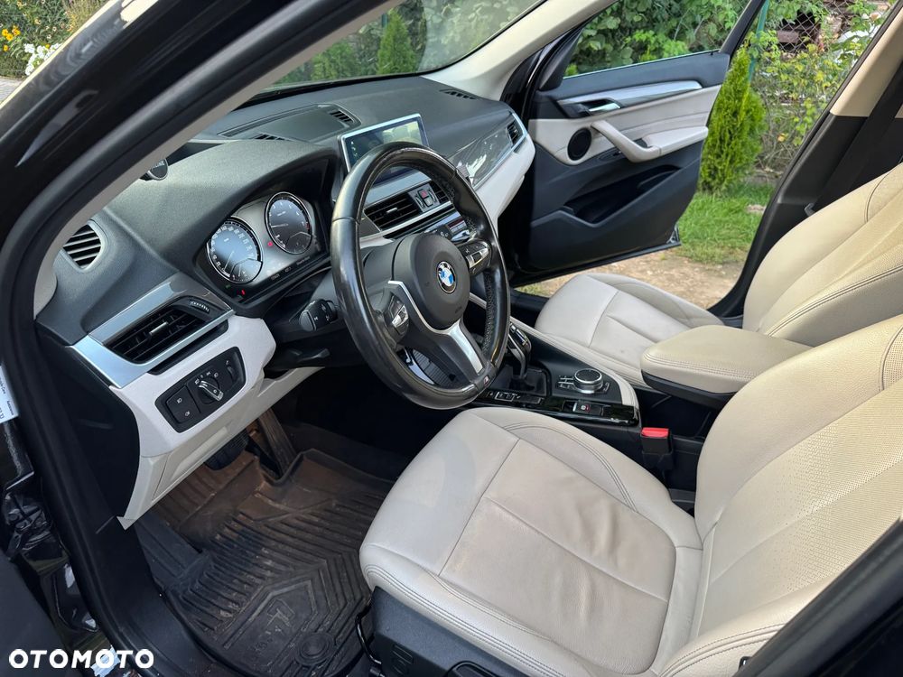 BMW X1 sDrive20i xLine - 13