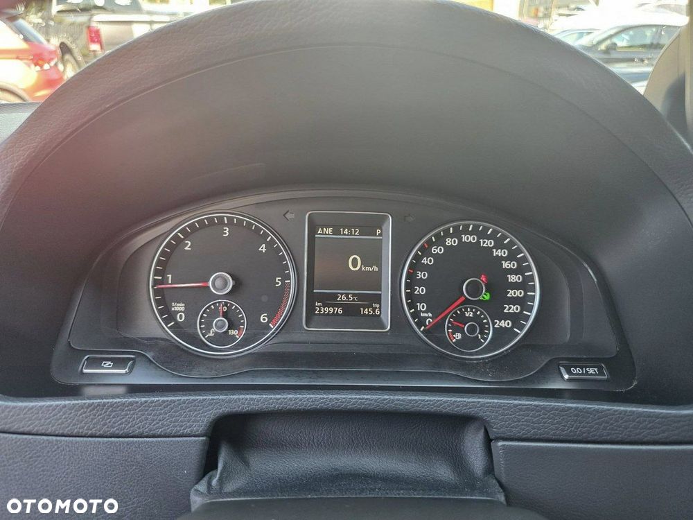 Volkswagen Multivan - 9