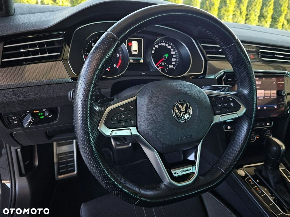 Volkswagen Passat Alltrack - 15