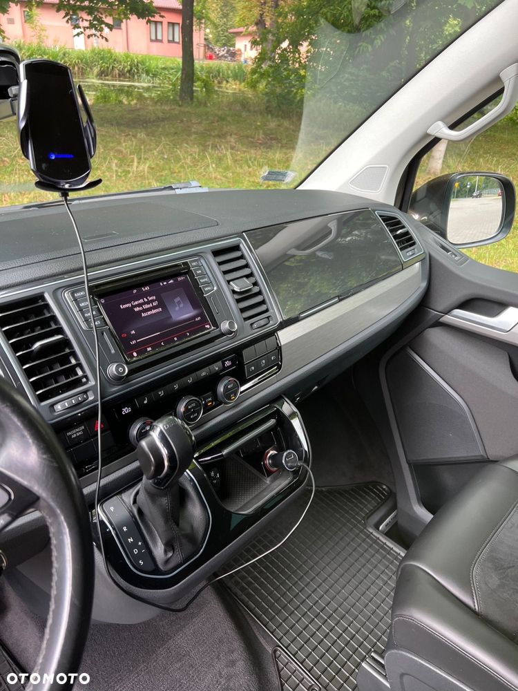 Volkswagen Multivan - 17