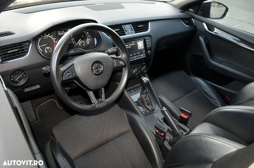 Skoda Octavia 2.0 TDI RS DSG - 7
