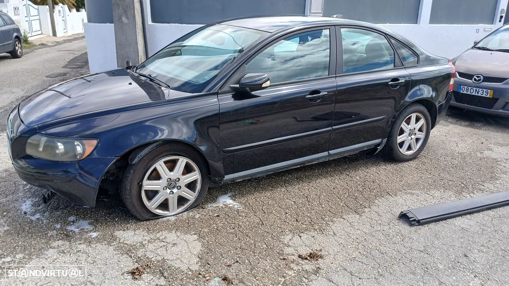 Volvo S40 2.0 D Nível 2 - 5