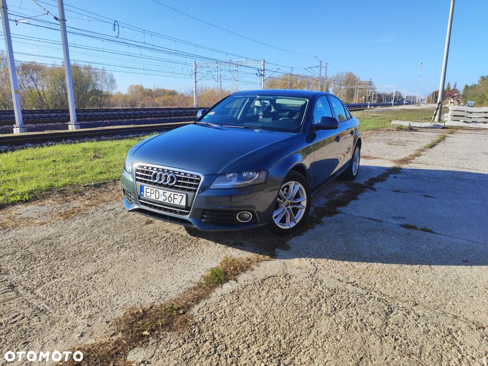 Audi A4 Limousine - 19