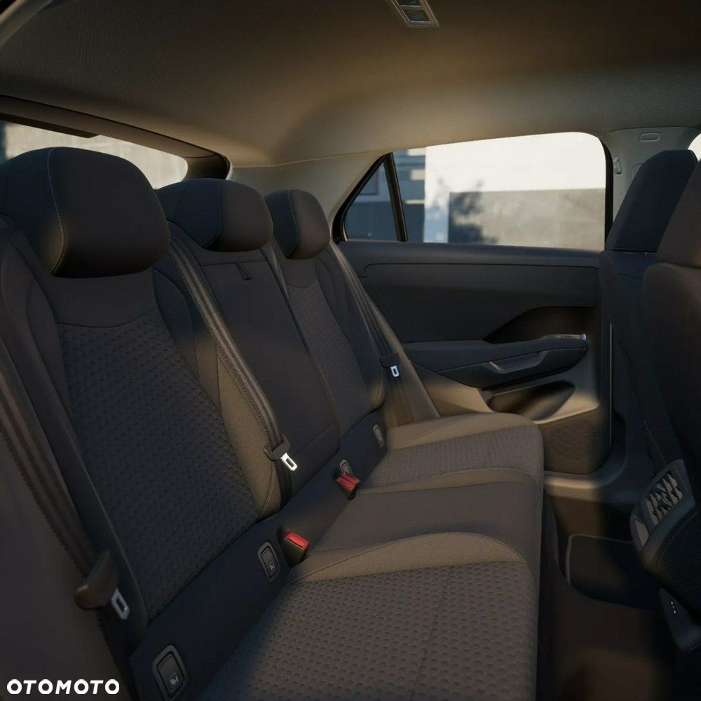 Volkswagen T-Roc - 13