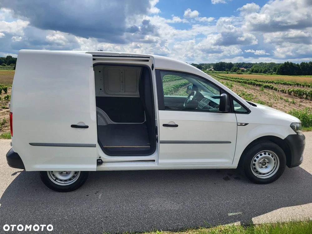 Volkswagen Caddy - 10