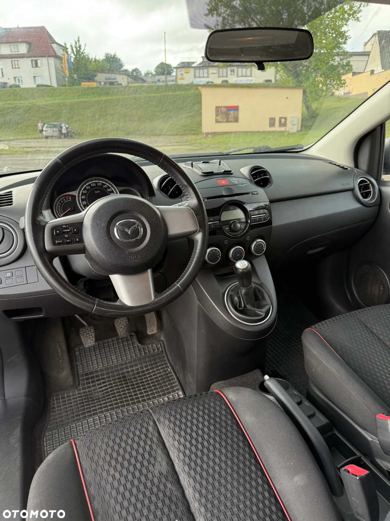 Mazda 2 - 27