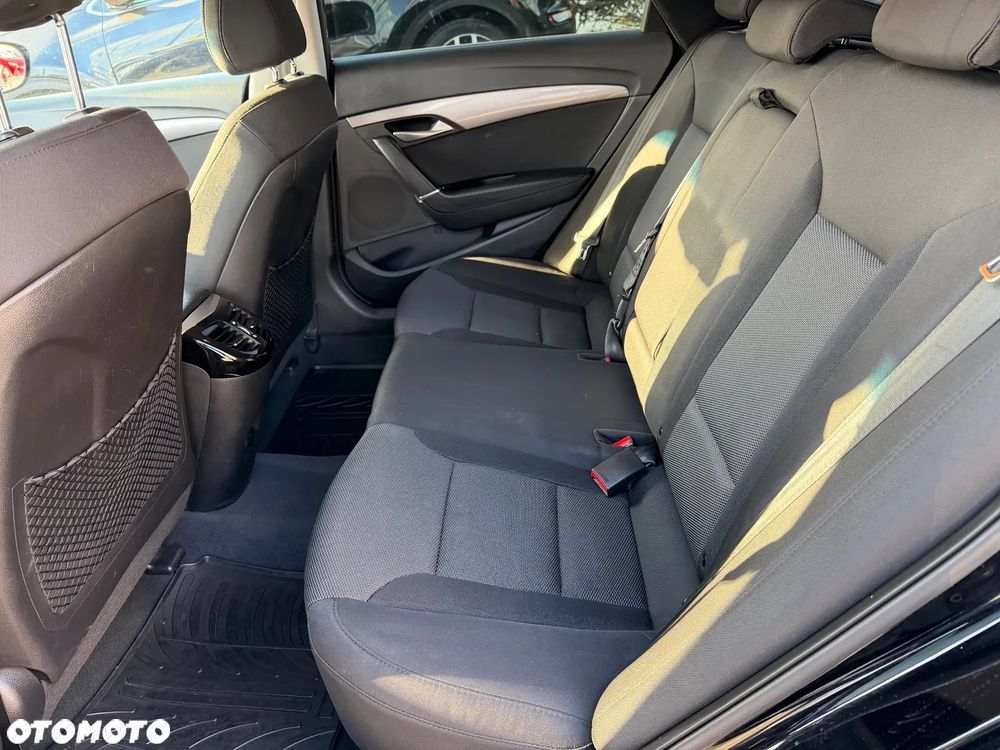 Hyundai i40 1.7 CRDi Comfort - 12