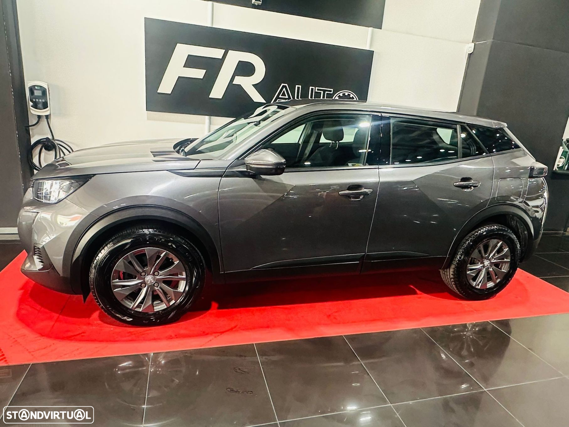 Peugeot 2008 1.2 PureTech Active - 8