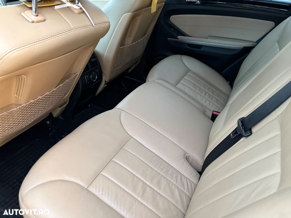 Mercedes-Benz ML 320 CDI 4Matic 7G-TRONIC - 12