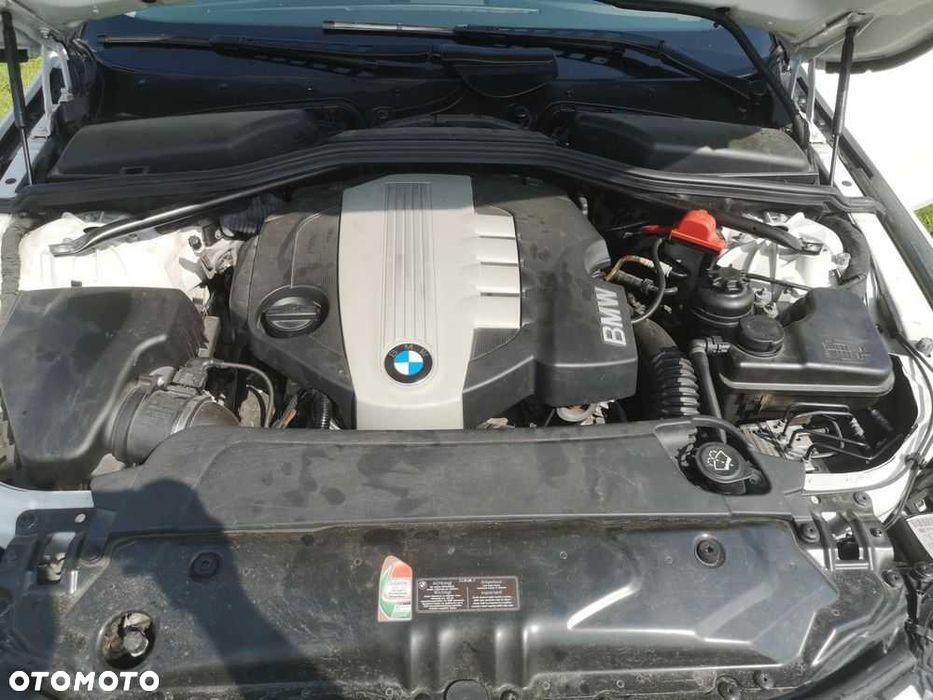 BMW Seria 5 520d - 7