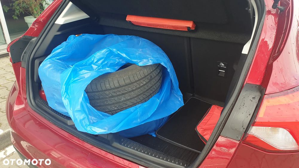 Ford Focus 1.5 EcoBoost Titanium - 9