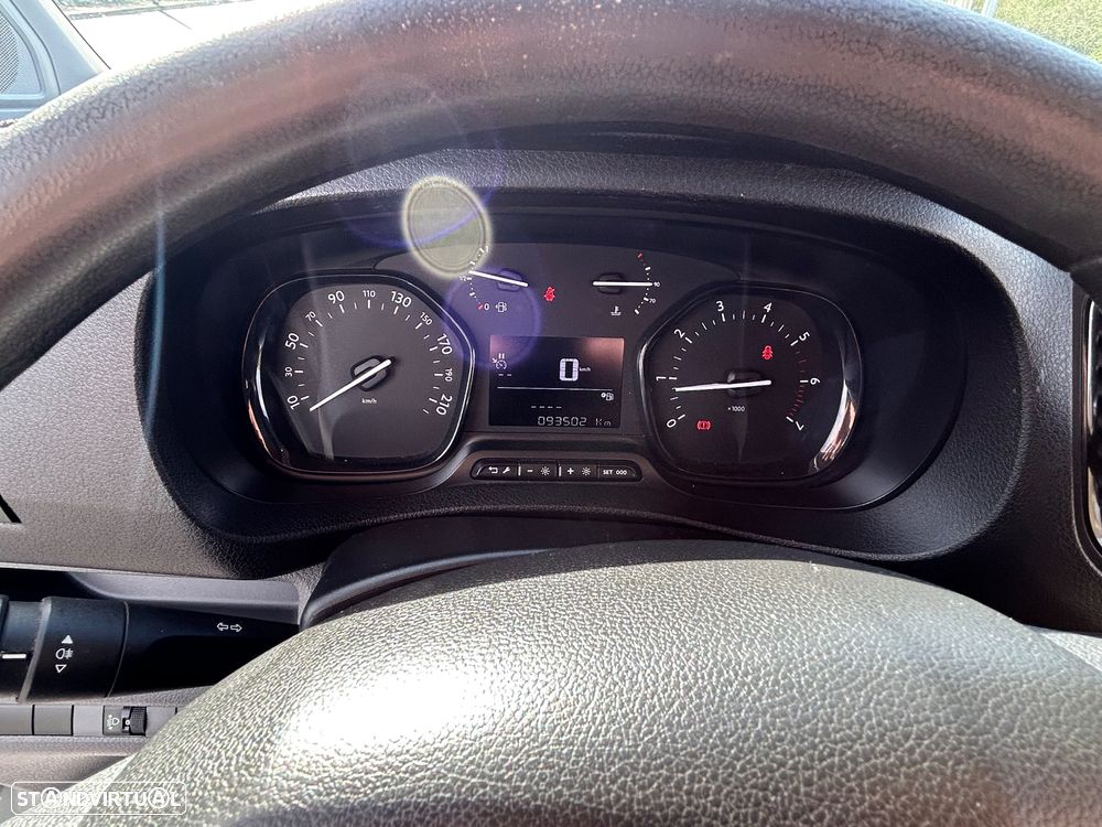 Peugeot Expert 1.6 BlueHdi 116 cv L2 - 3 Lug - 19