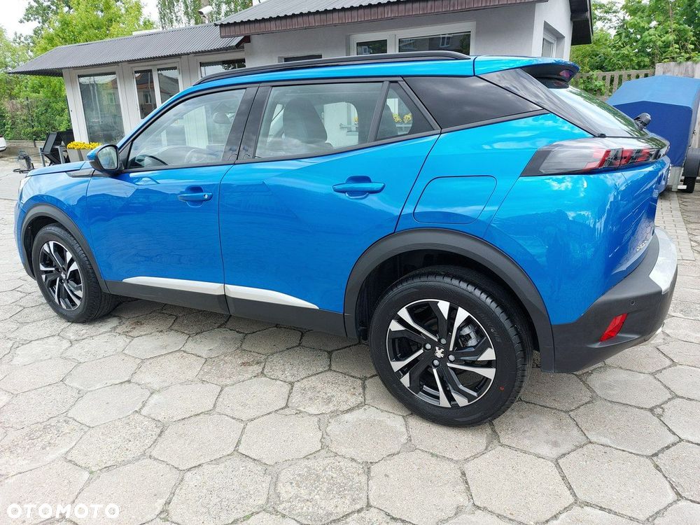 Peugeot 2008 - 8