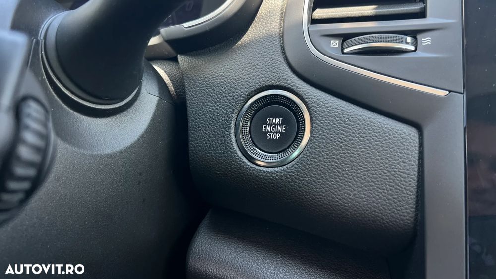 Renault Megane TCE 140 EDC Techno - 22