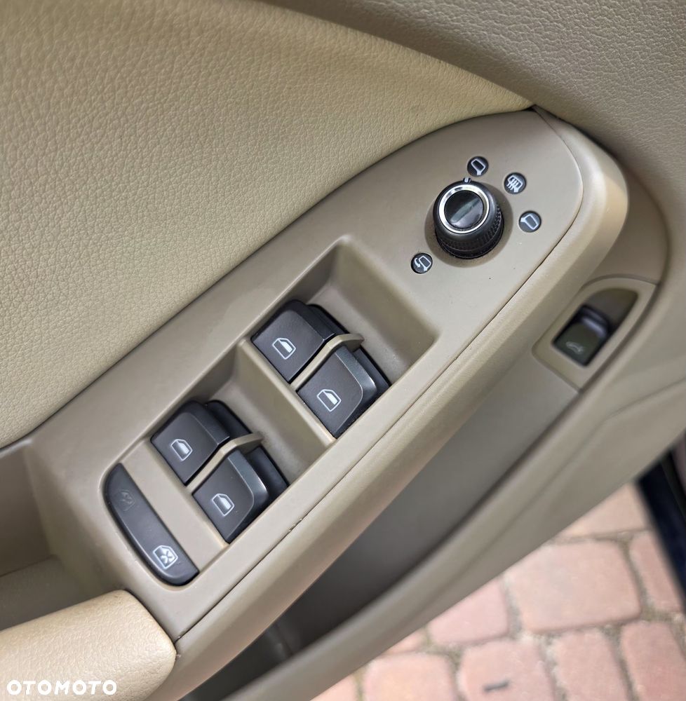 Audi A4 Limousine 2.0 TDI DPF Ambition - 33