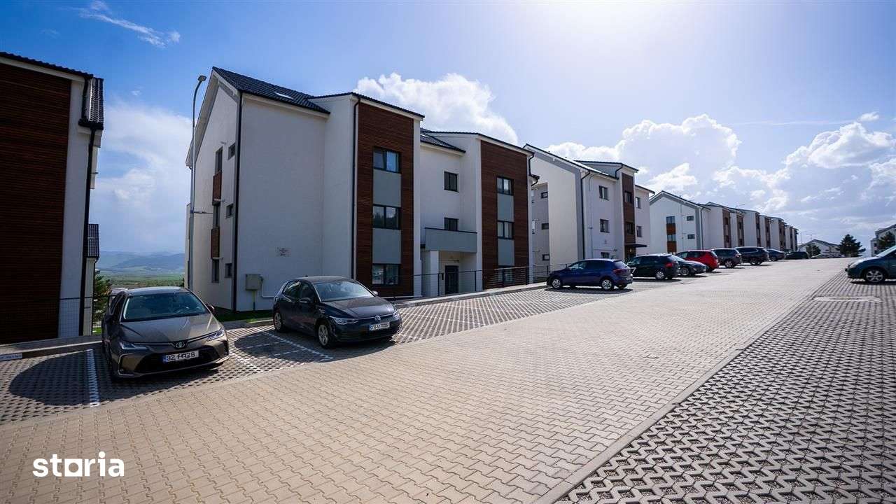 Ap. 3 camere, 2 bai, etaj 1, la cheie - aer conditionat, spatii verzi — fotografia 3