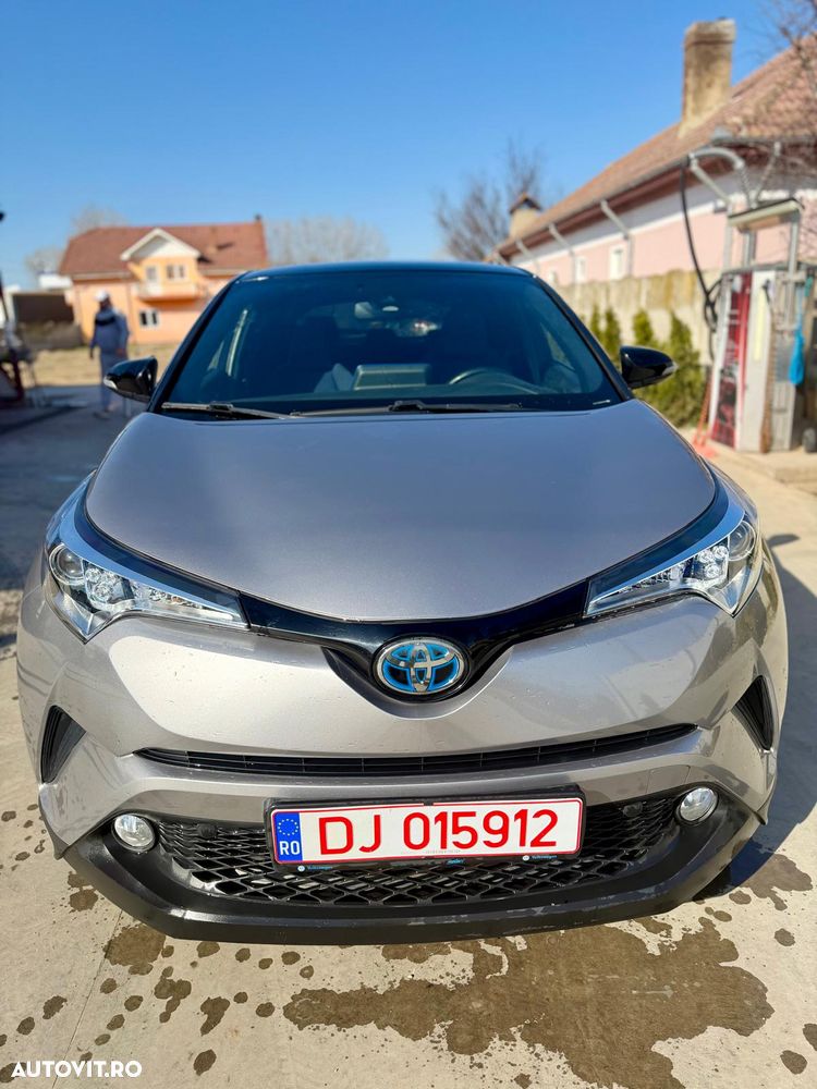 Toyota C-HR 1.8 HSD 4x2 CVT C-ult - 8
