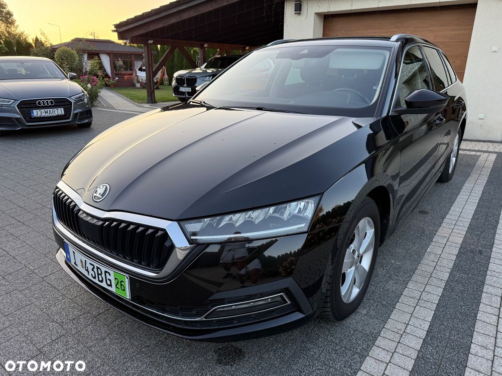 Skoda Octavia 2.0 TDI Elegance DSG - 2