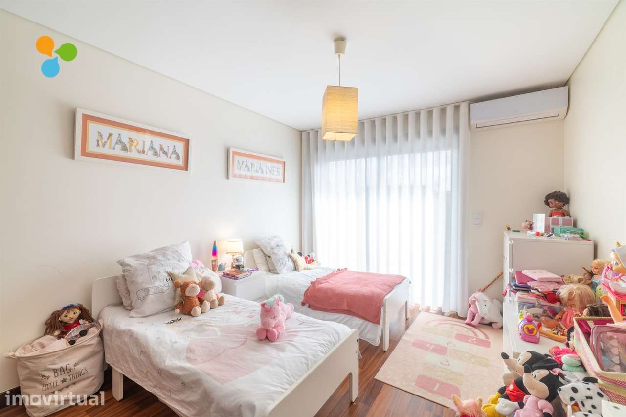 Apartamento T4 Venda em Paranhos,Porto - Grande imagem: 2/37