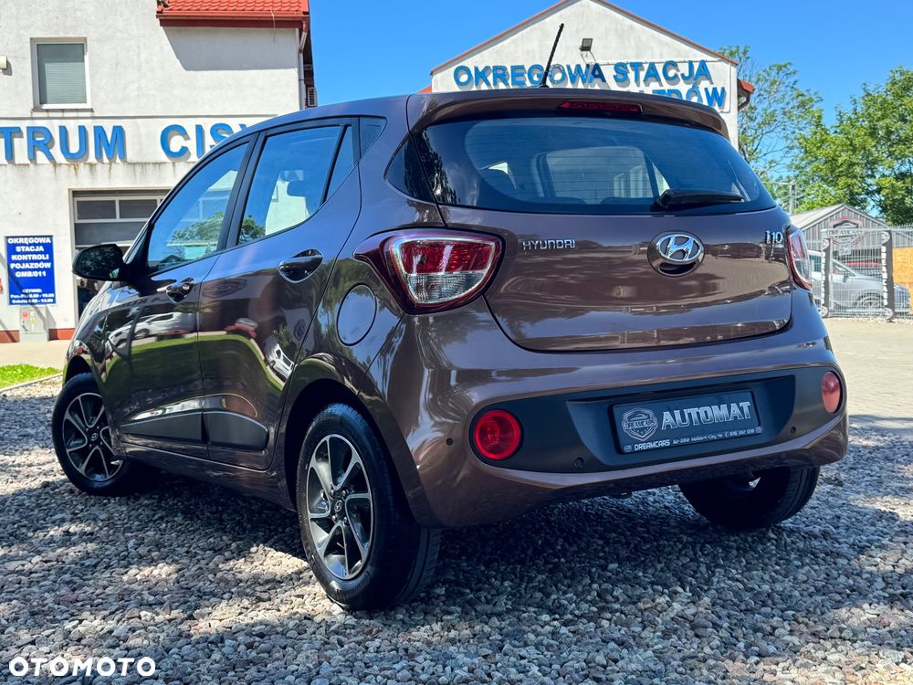 Hyundai i10 - 10