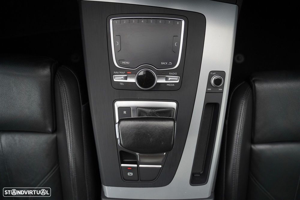 Audi Q5 2.0 TDI quattro Sport S-tronic - 27