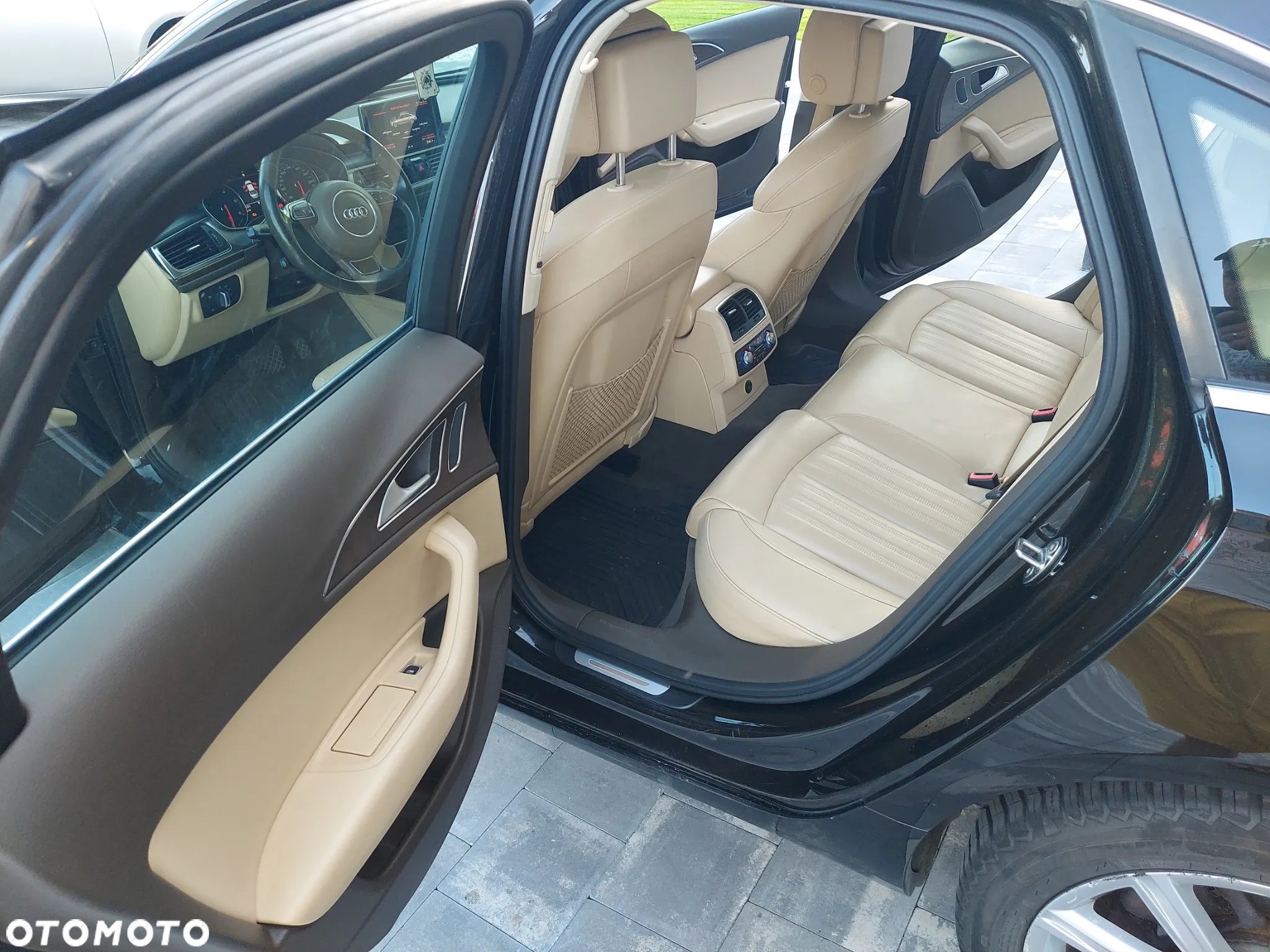 Audi A6 - 8