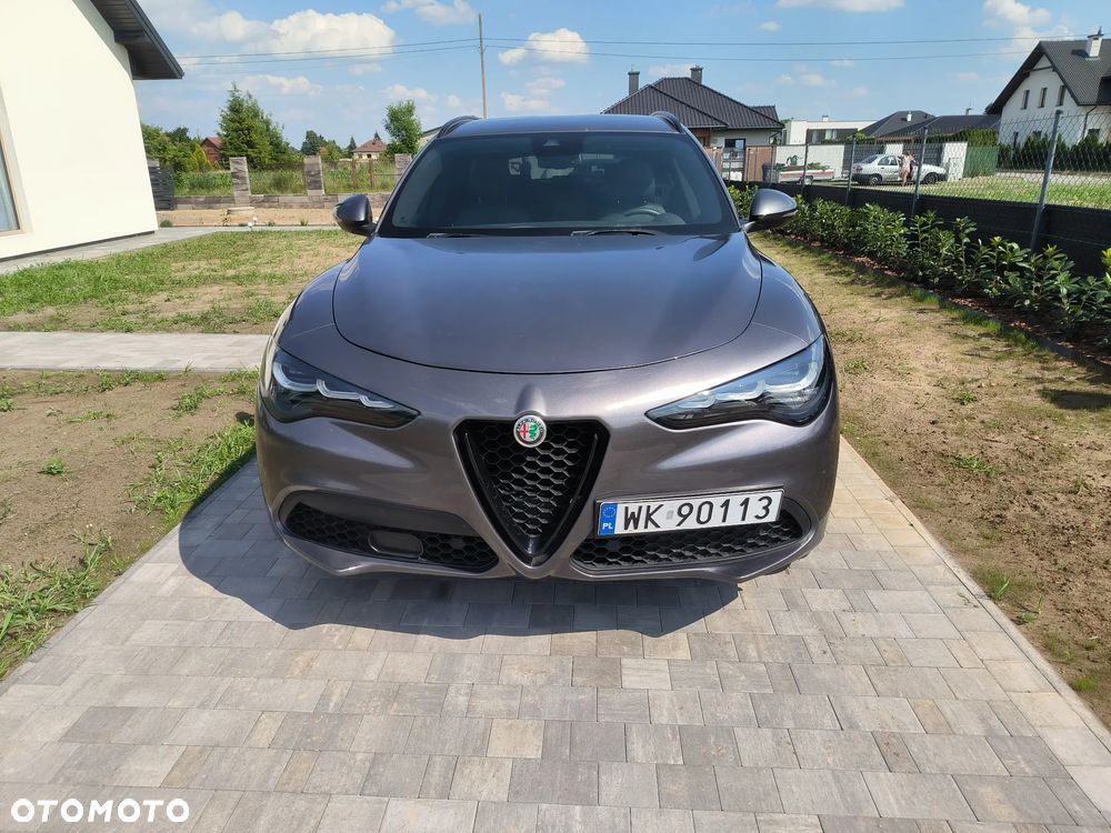 Alfa Romeo Stelvio 2.0 Turbo 16V AT8-Q4 Veloce Ti - 23