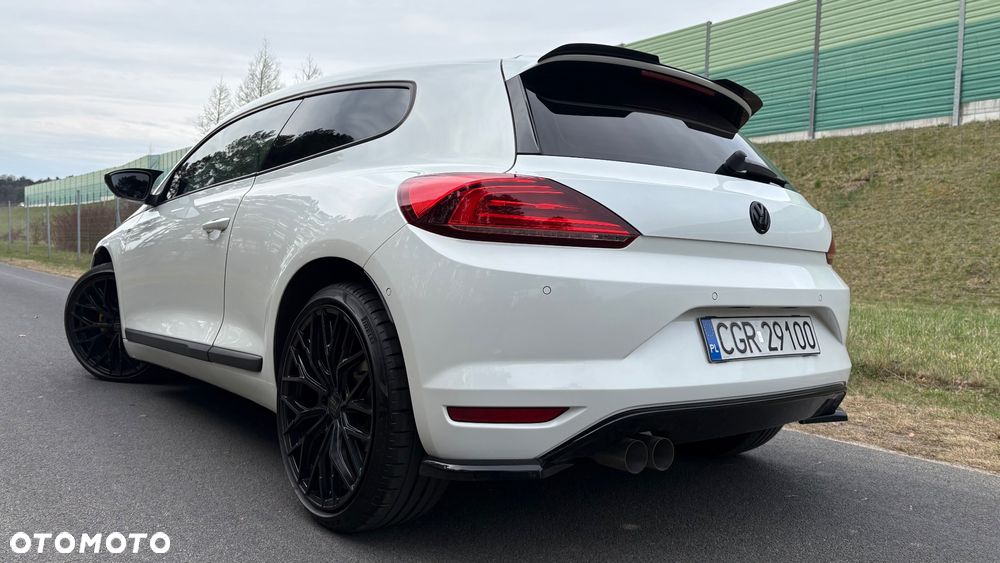 Volkswagen Scirocco 2.0 TDI Blue Motion Technologie Club - 10