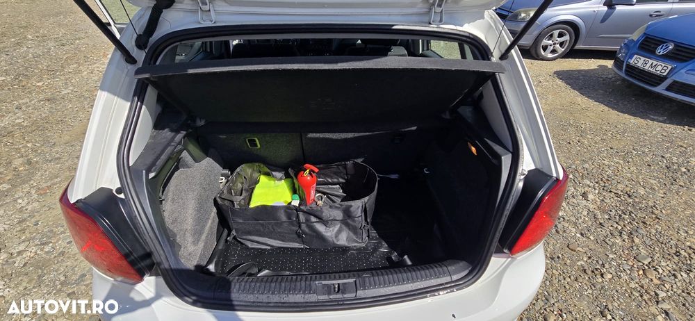 Volkswagen Polo 1.2 TDI MATCH - 27