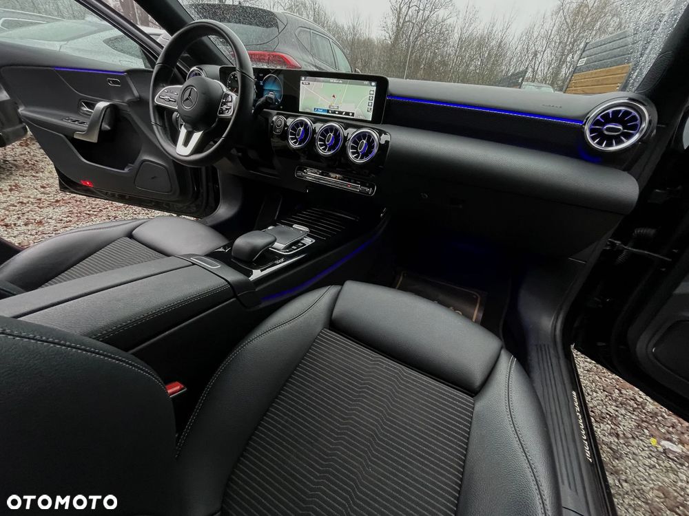Mercedes-Benz Klasa A 200 7G-DCT Style - 15