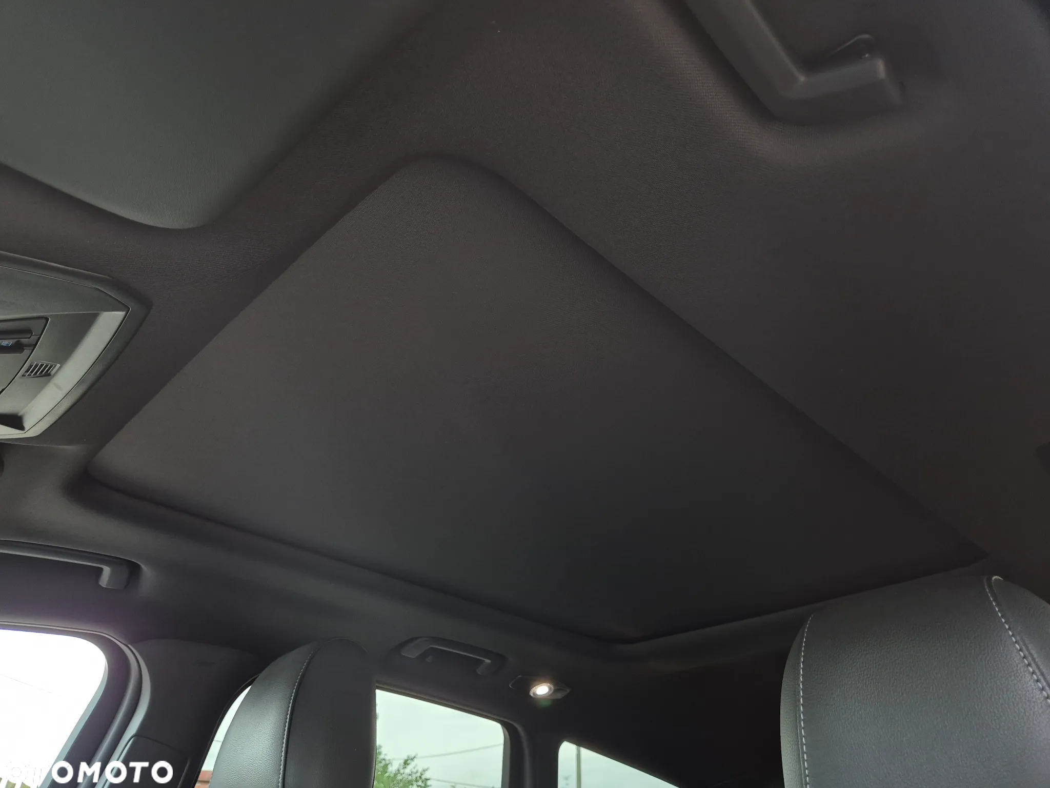 Ford Kuga 2.0 TDCi 4x2 ST-Line - 29