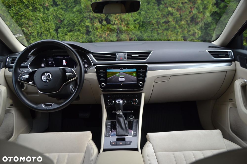 Skoda Superb 2021 photo 4