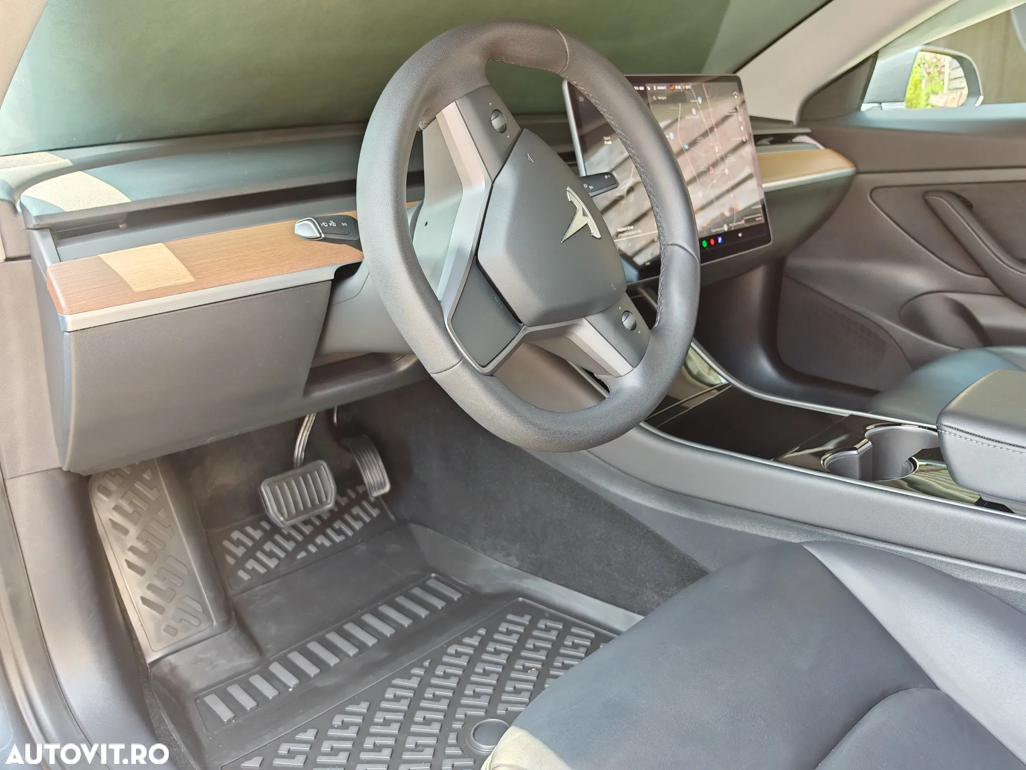 Tesla Model 3 Standard Reichweite Plus Hinterradantrieb - 20
