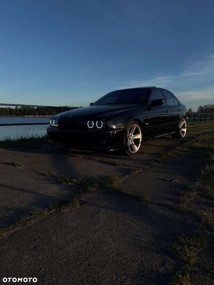 BMW Seria 5 - 16