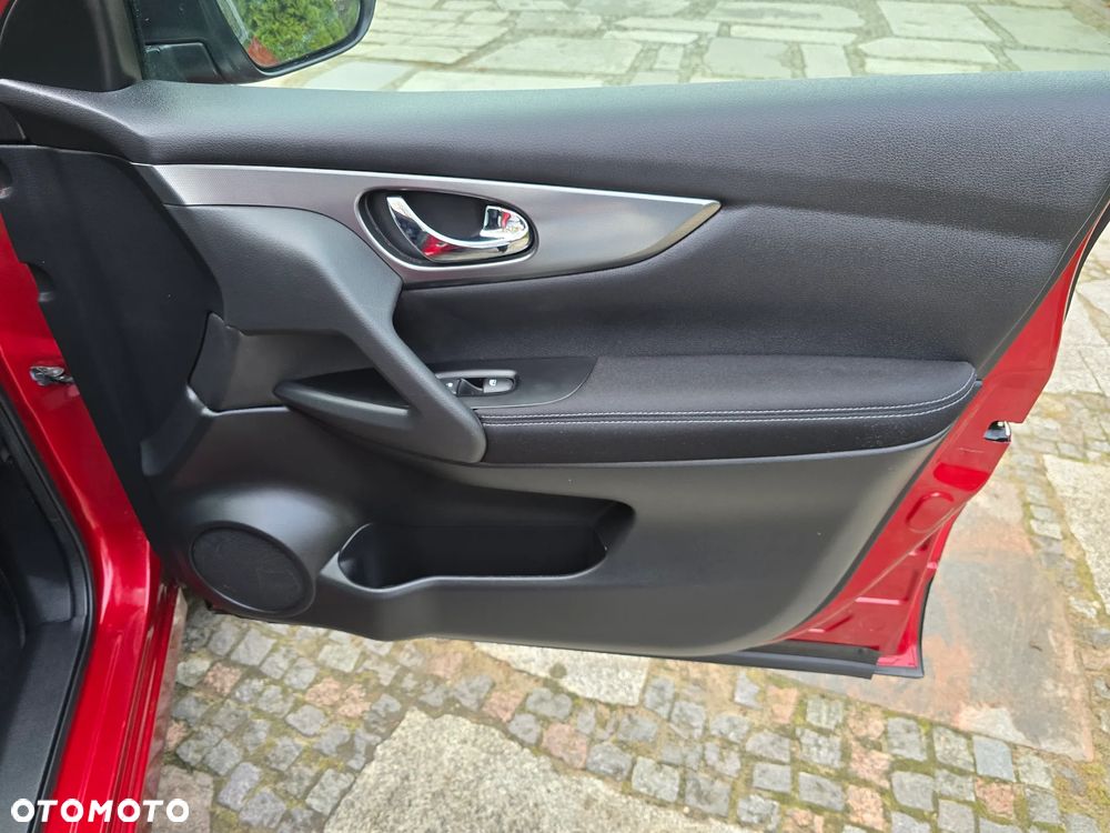 Nissan Qashqai 1.2 DIG-T 360 - 24