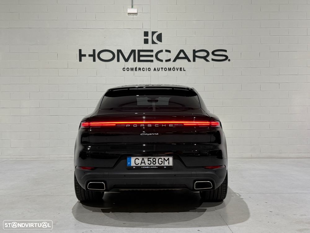 Porsche Cayenne Coupé E-Hybrid - 17
