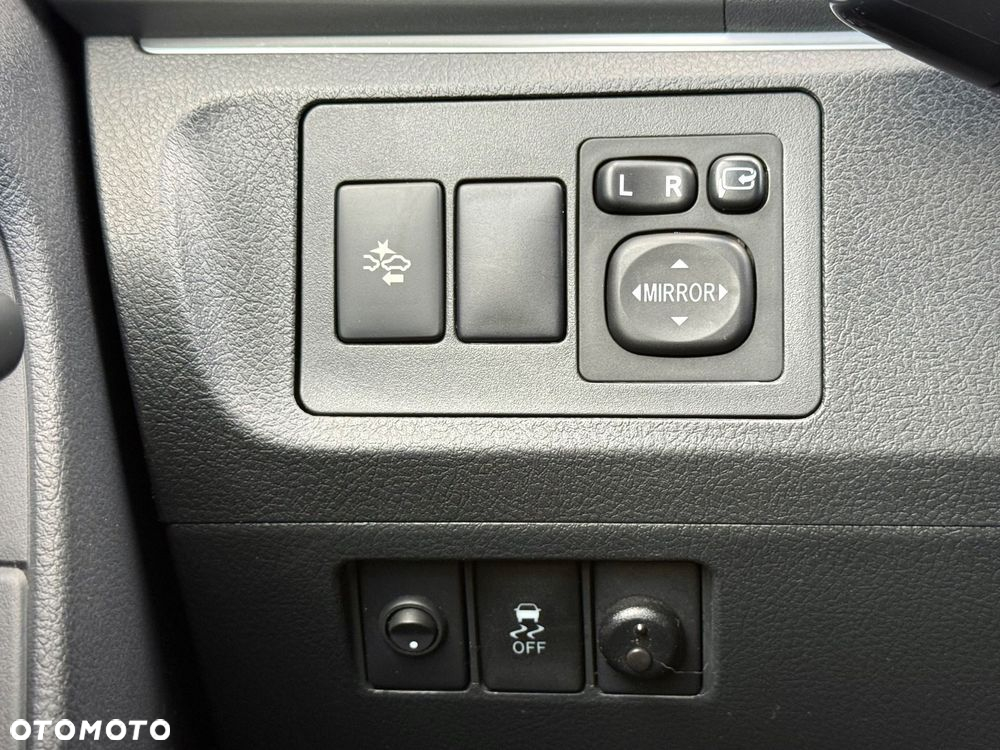 Toyota Verso 1.8 Premium MS - 21