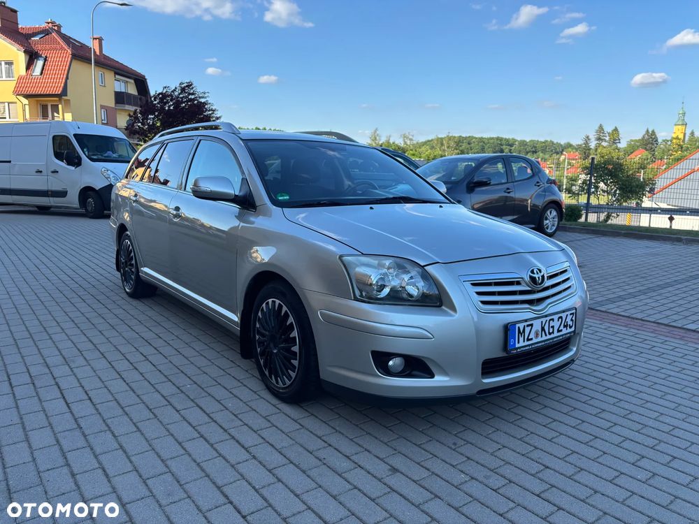 Toyota Avensis 1.8 VVT-i Executive - 6