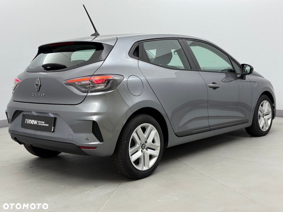Renault Clio - 6