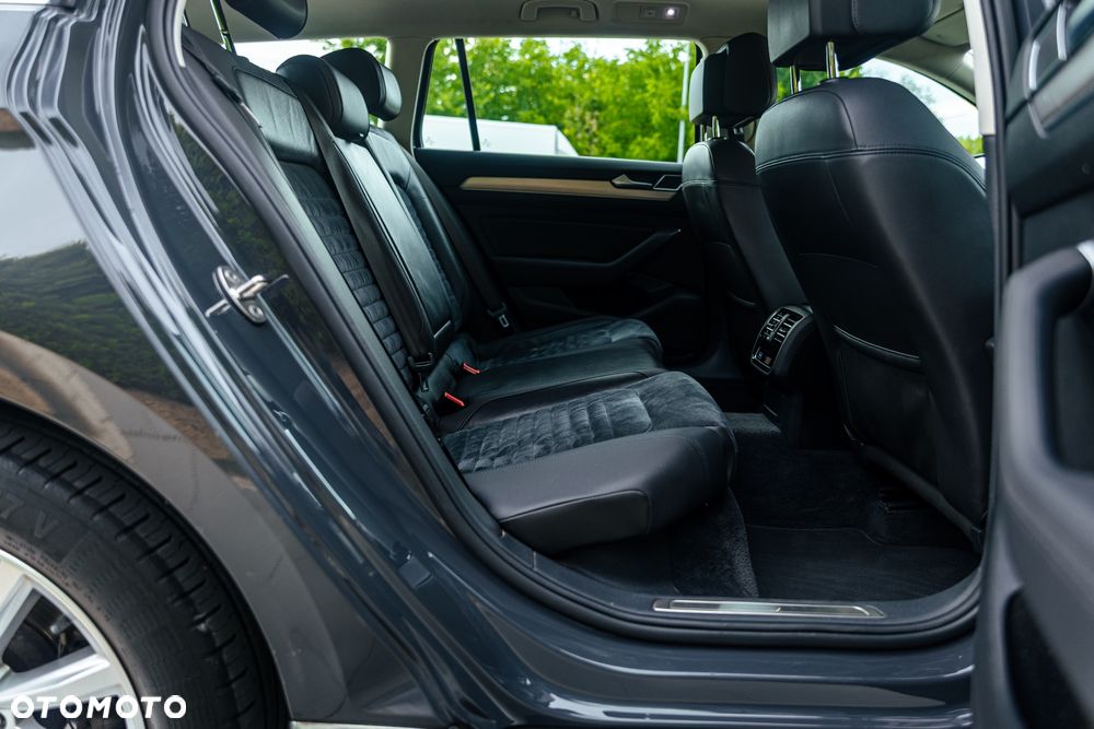 Volkswagen Passat 2.0 TDI BMT Highline DSG - 23