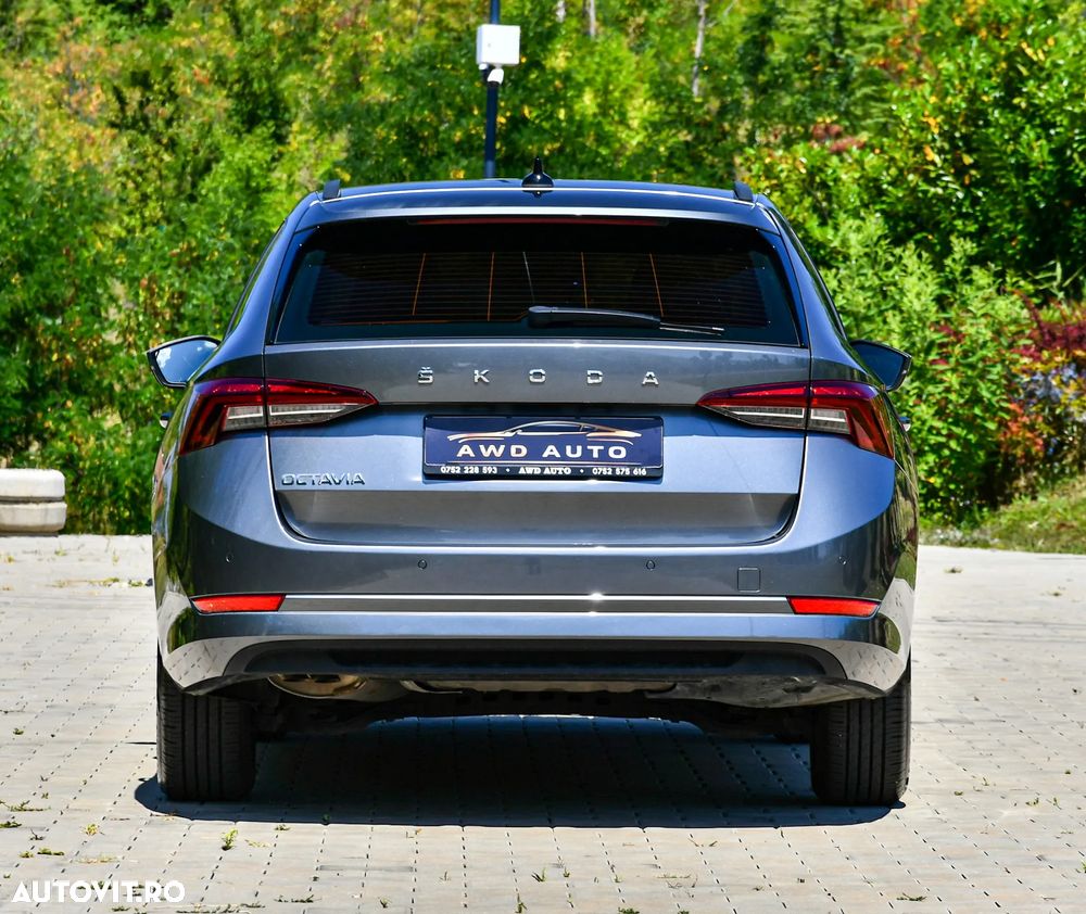 Skoda Octavia 2.0 TDI DSG Ambition - 19