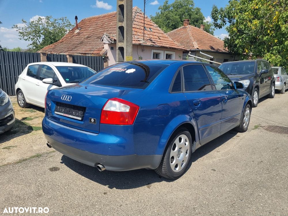 Audi A4 Limuzina - 4