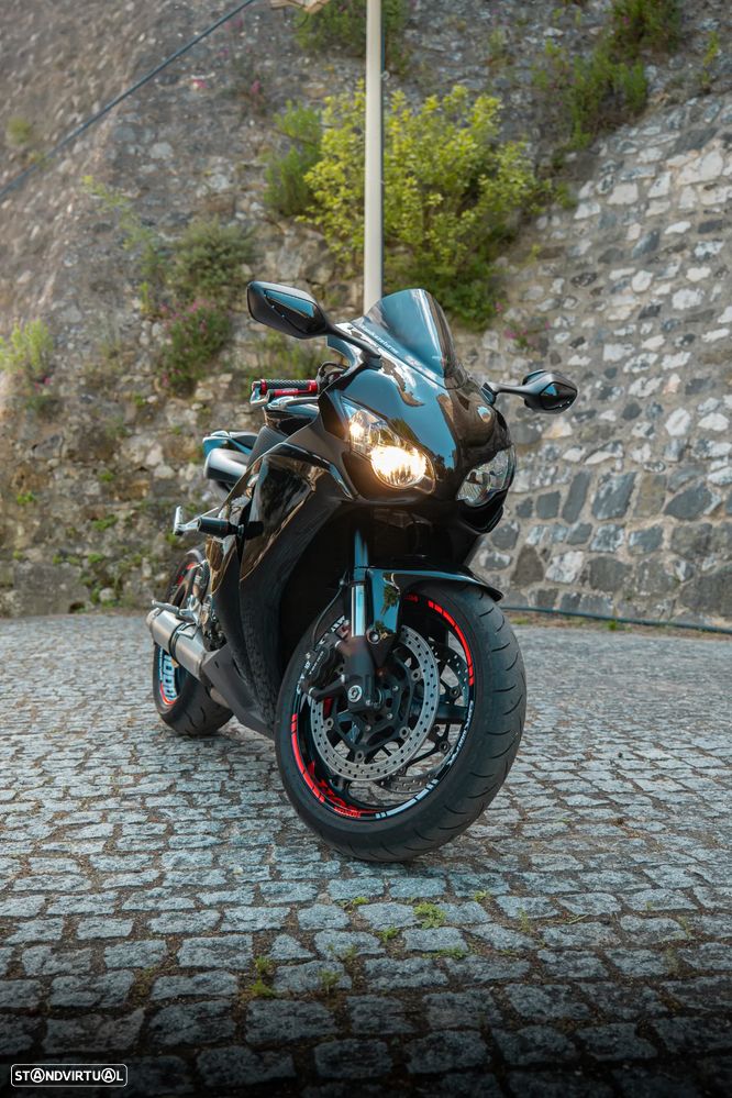 Honda CBR fireblade - 11