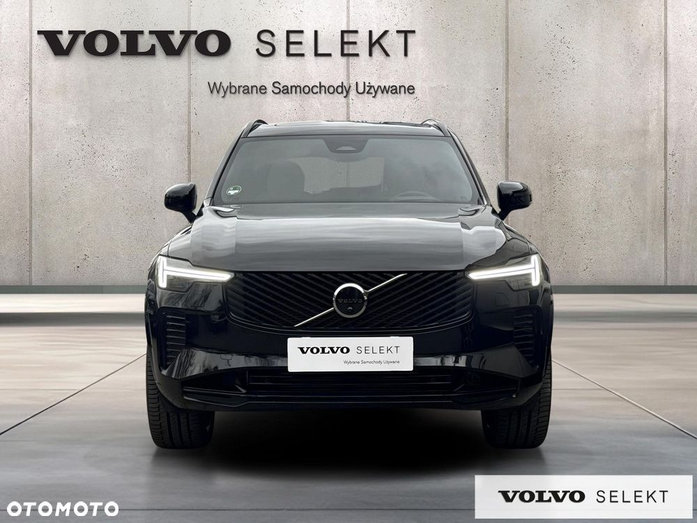 Volvo XC 90 - 9